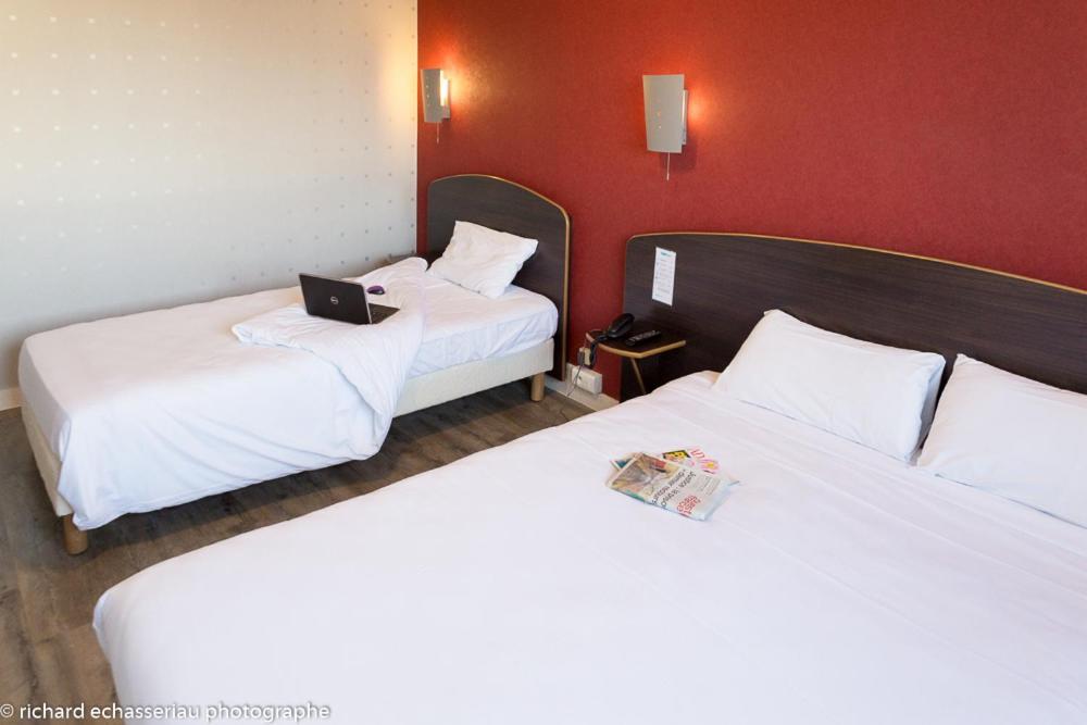 Hotel De La Vendee La Roche-sur-Yon Zewnętrze zdjęcie