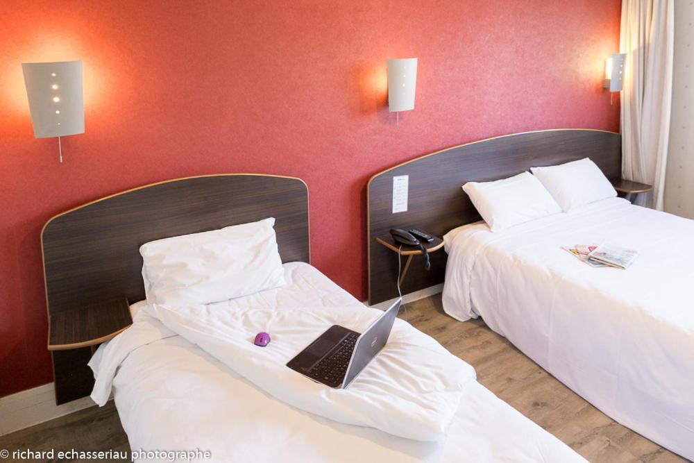Hotel De La Vendee La Roche-sur-Yon Zewnętrze zdjęcie
