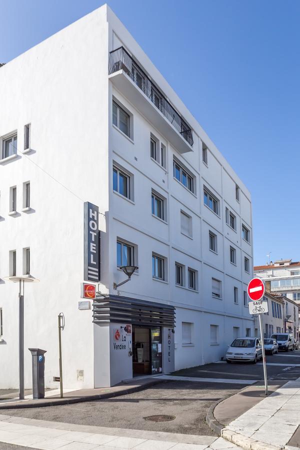 Hotel De La Vendee La Roche-sur-Yon Zewnętrze zdjęcie