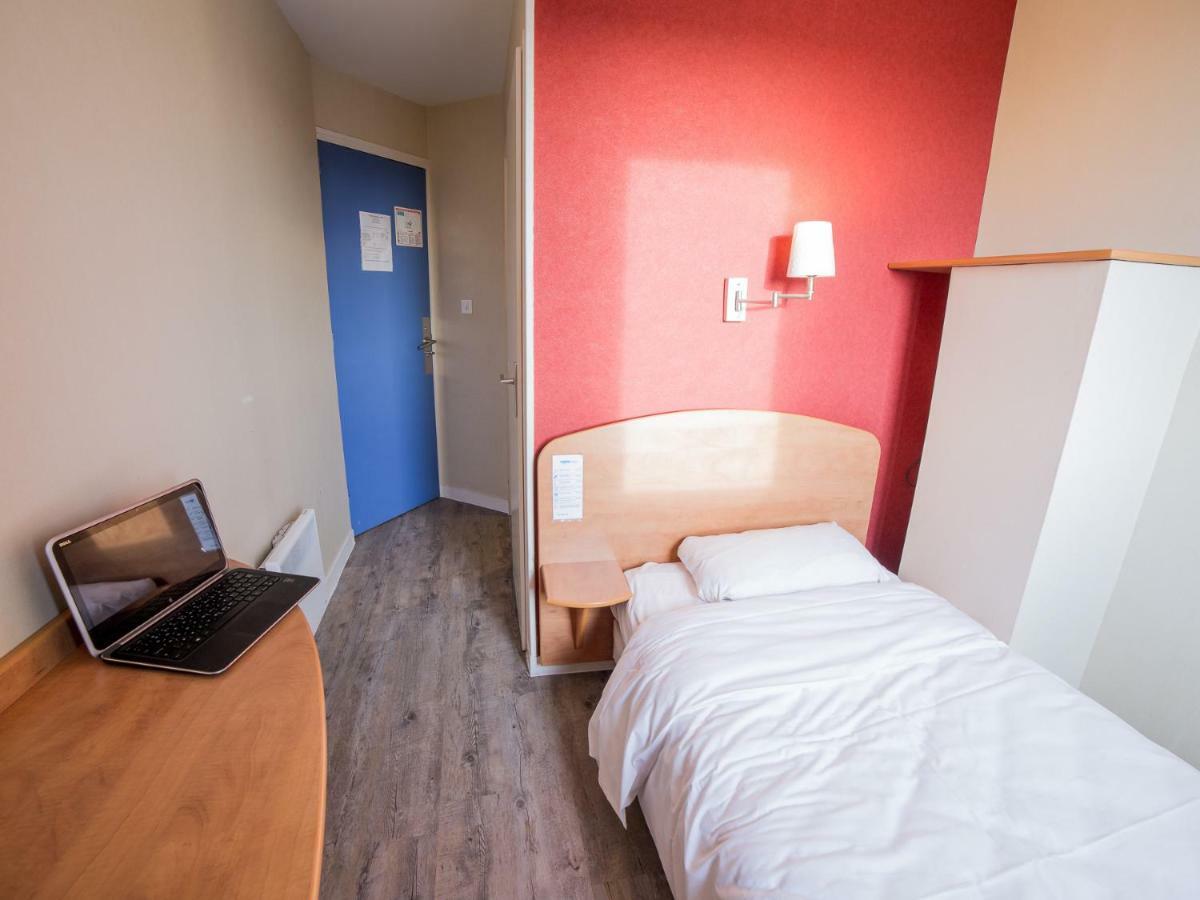 Hotel De La Vendee La Roche-sur-Yon Zewnętrze zdjęcie